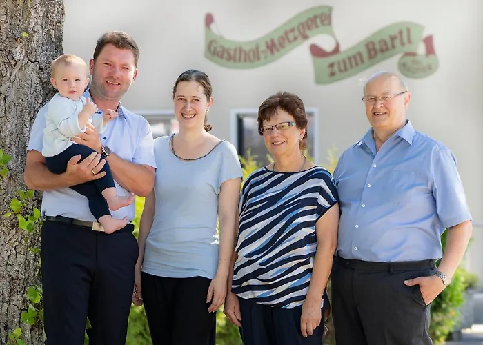 Land-gut-hotel Zum Bartl Hotel