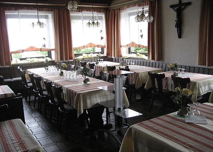 Land-gut-hotel Zum Bartl